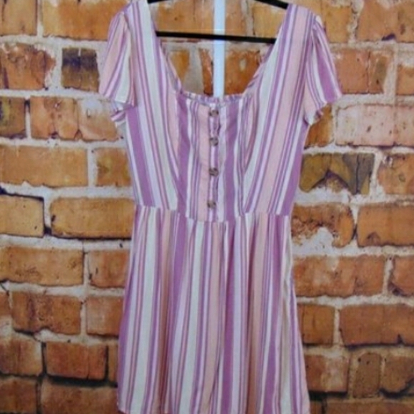 *NEW! SQUARE NECK BUTTON DOWN SMOCK DRESS CASUAL SIZE SMALL KNEE LENGTH - Picture 3 of 5